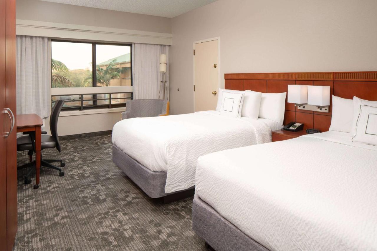 Sonesta Select Miami Lakes